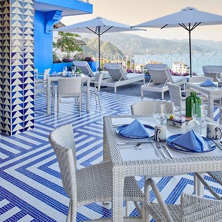 Hotel Luxury Patio Azul (Adults Only) Puerto Vallarta Luaran gambar The rooftop bar at the hotel