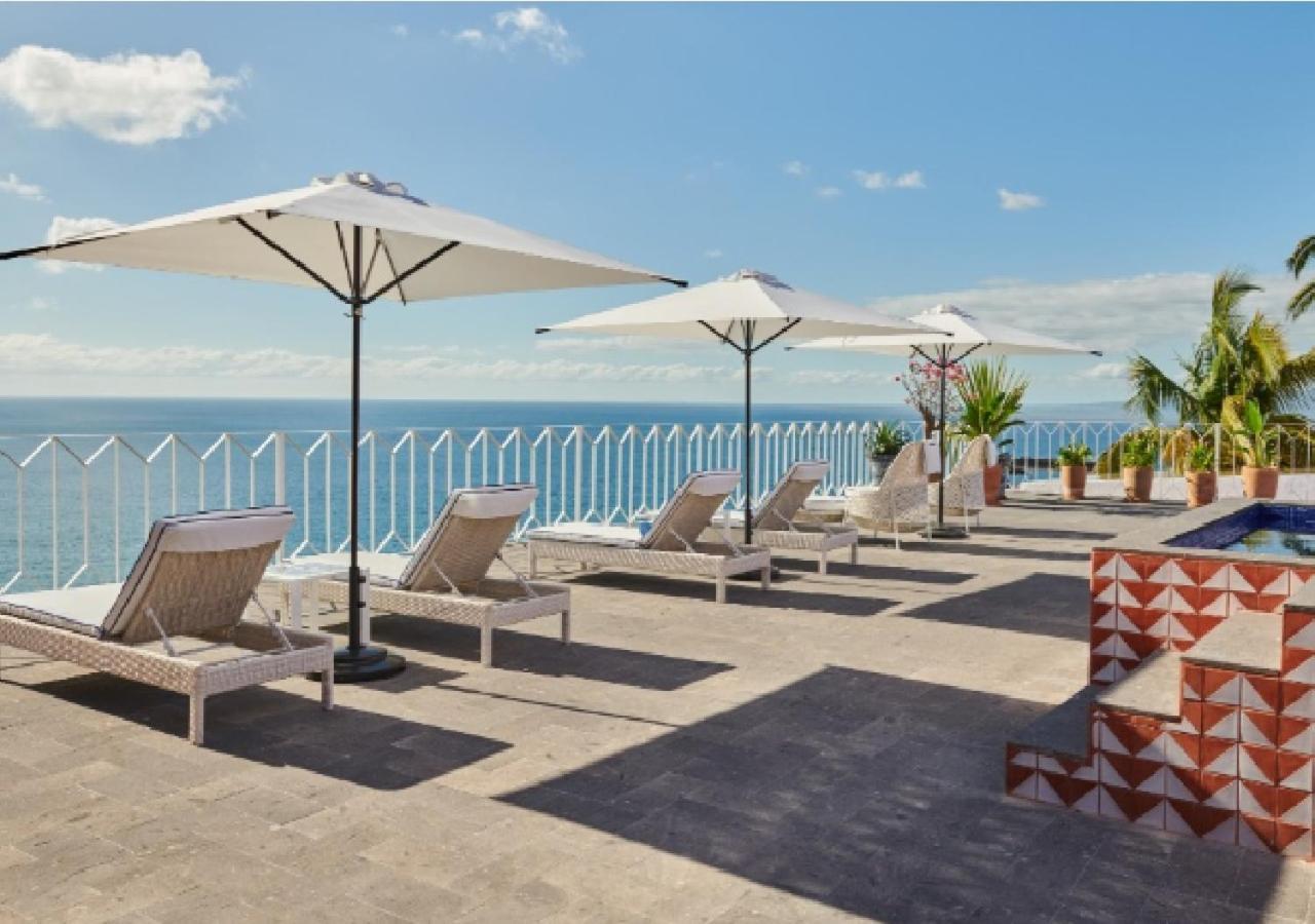 Hotel Luxury Patio Azul (Adults Only) Puerto Vallarta Luaran gambar Rooftop pool