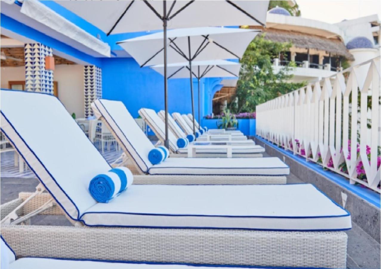 Hotel Luxury Patio Azul (Adults Only) Puerto Vallarta Luaran gambar The pool at the Bel Air Hotel