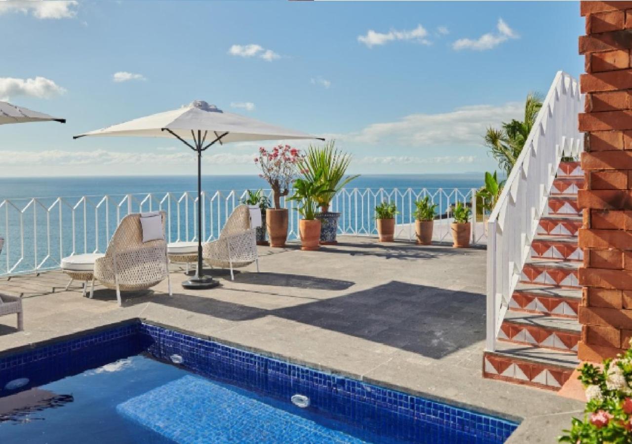 Hotel Luxury Patio Azul (Adults Only) Puerto Vallarta Luaran gambar Rooftop pool