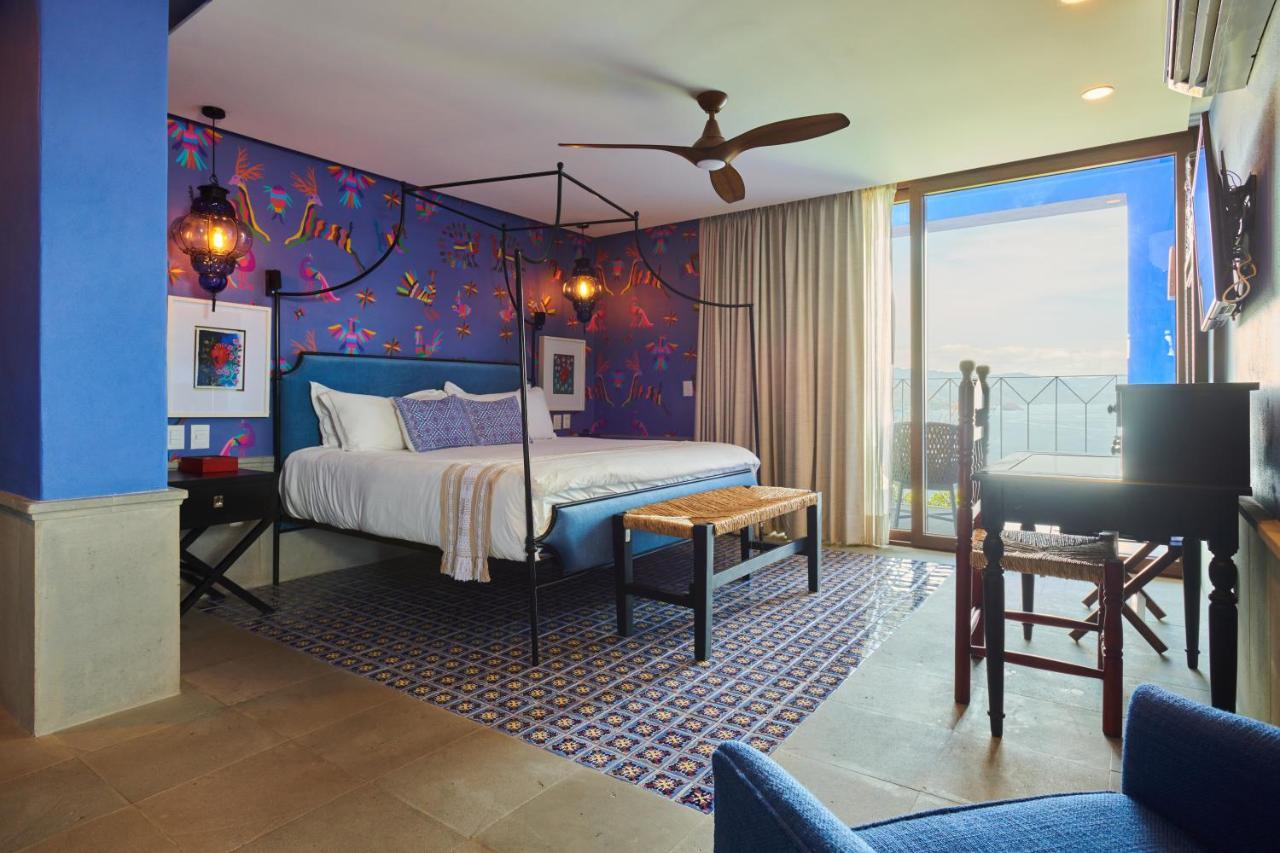 Hotel Luxury Patio Azul (Adults Only) Puerto Vallarta Luaran gambar A bedroom at the hotel
