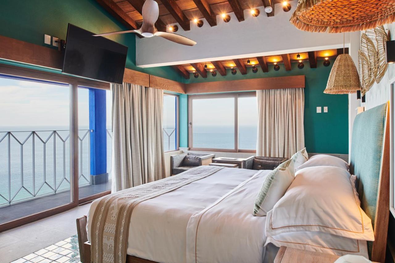 Hotel Luxury Patio Azul (Adults Only) Puerto Vallarta Luaran gambar Suite at the Hotel