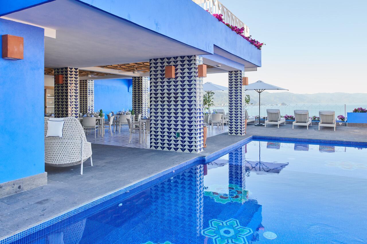Hotel Luxury Patio Azul (Adults Only) Puerto Vallarta Luaran gambar The pool at the hotel